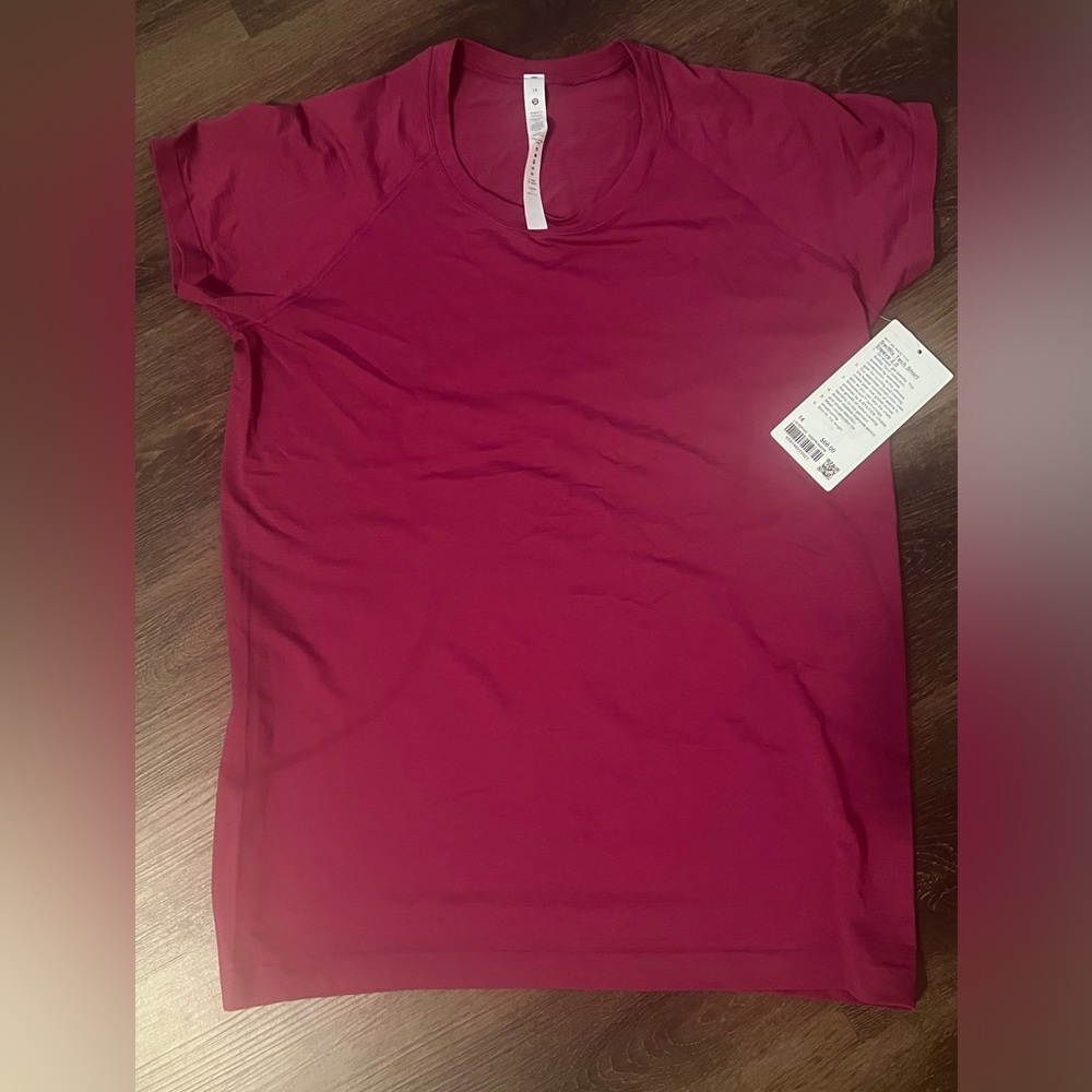 NWT lululemon Swiftly size 14